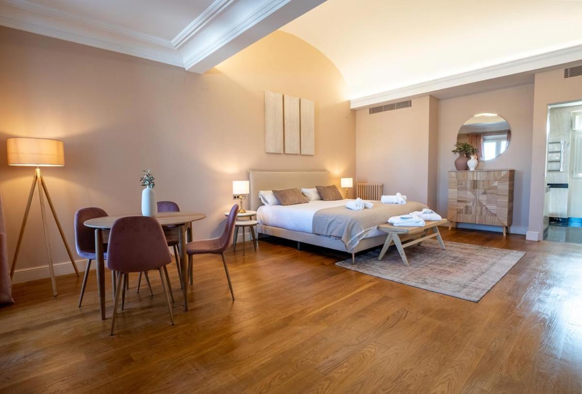 Avinyonet del Penedes Hotel Font De La Canya מראה חיצוני תמונה