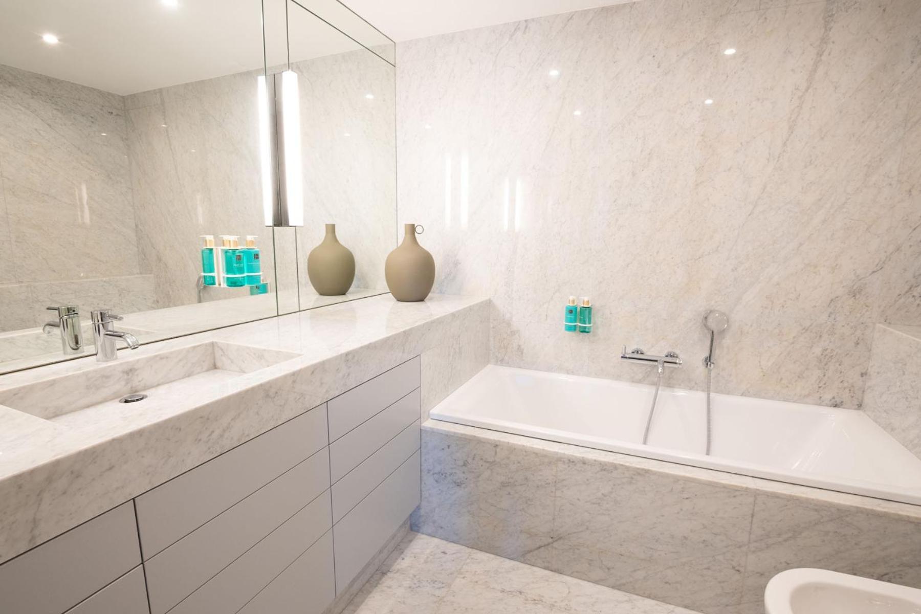 Avinyonet del Penedes Hotel Font De La Canya מראה חיצוני תמונה